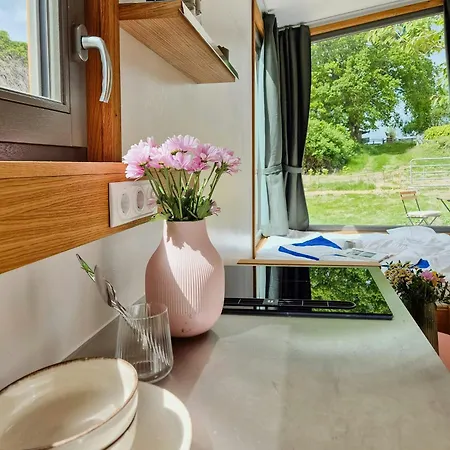 Modern Tiny House With Private Access Сasa de vacaciones Walsrode