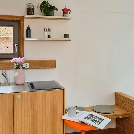 Modern Tiny House With Private Access Сasa de vacaciones Walsrode