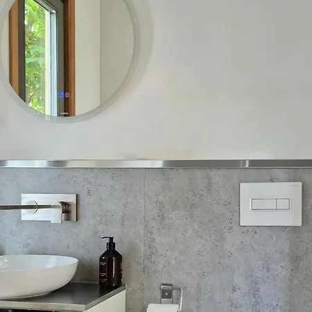 Modern Tiny House With Private Access Walsrode